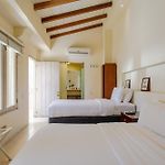 Casa Stella - Authentic Luxury Rooftop Pool