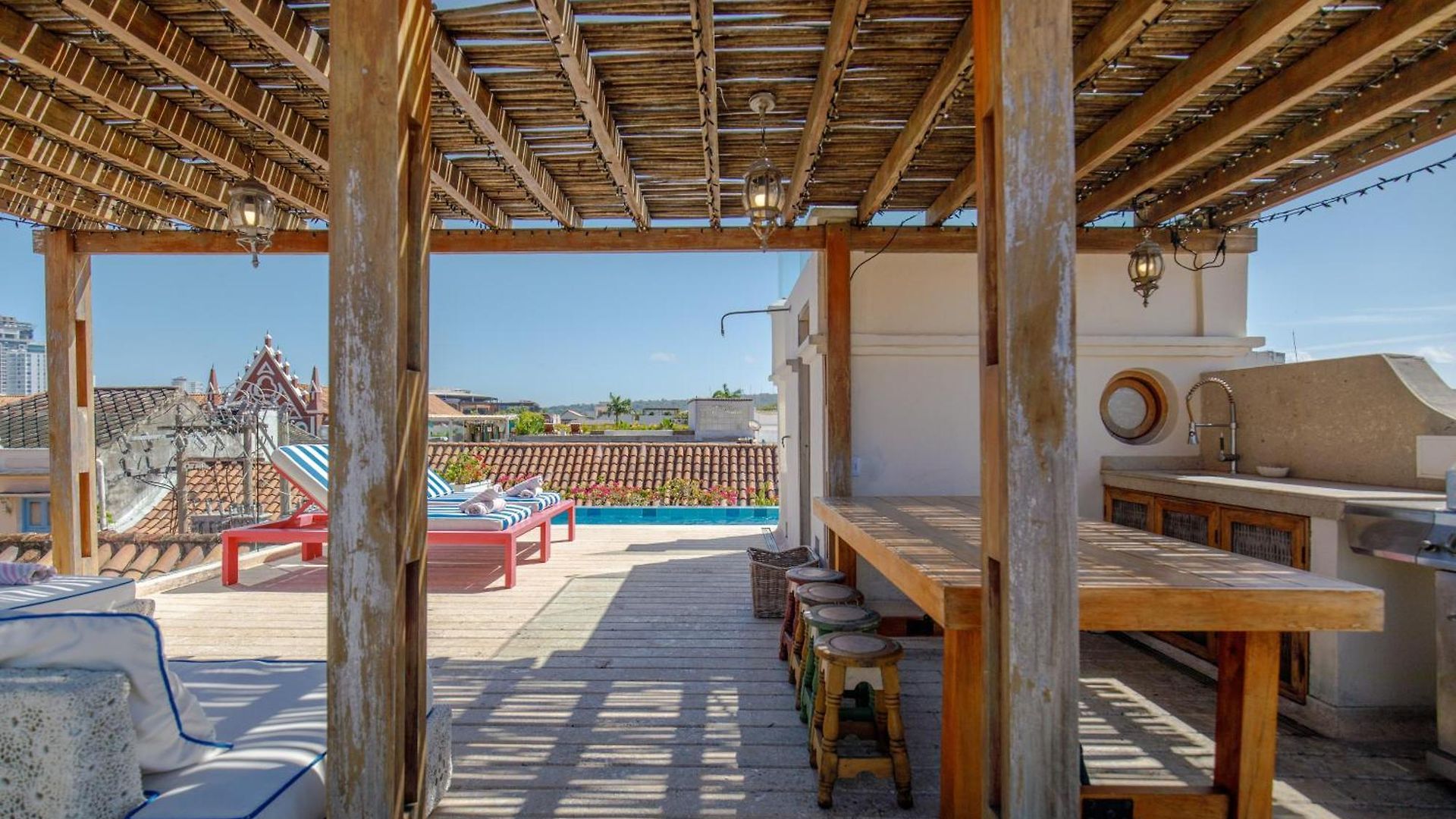Casa Stella - Authentic Luxury Rooftop Pool Cartagena