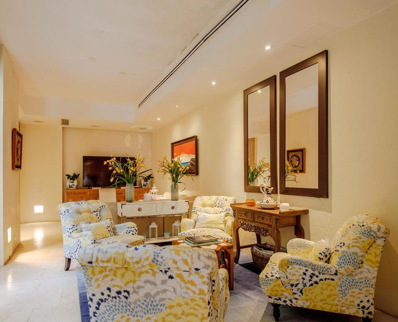 Casa Stella - Authentic Luxury Rooftop Pool Villa *
