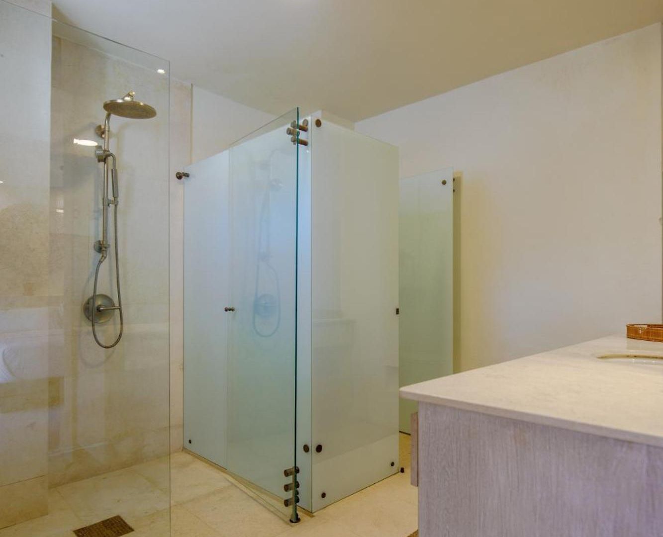 Casa Stella - Authentic Luxury Rooftop Pool Villa