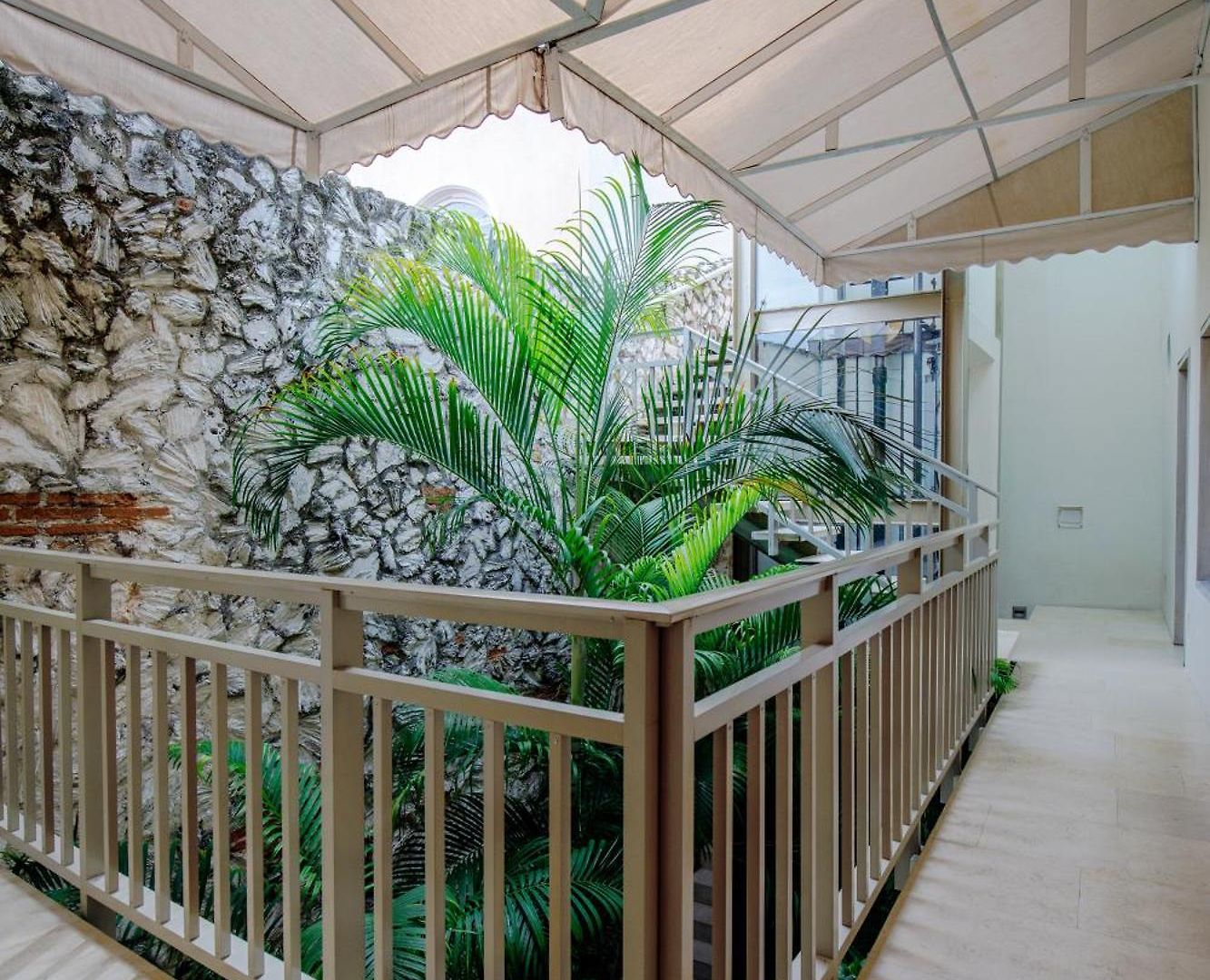 Casa Stella - Authentic Luxury Rooftop Pool