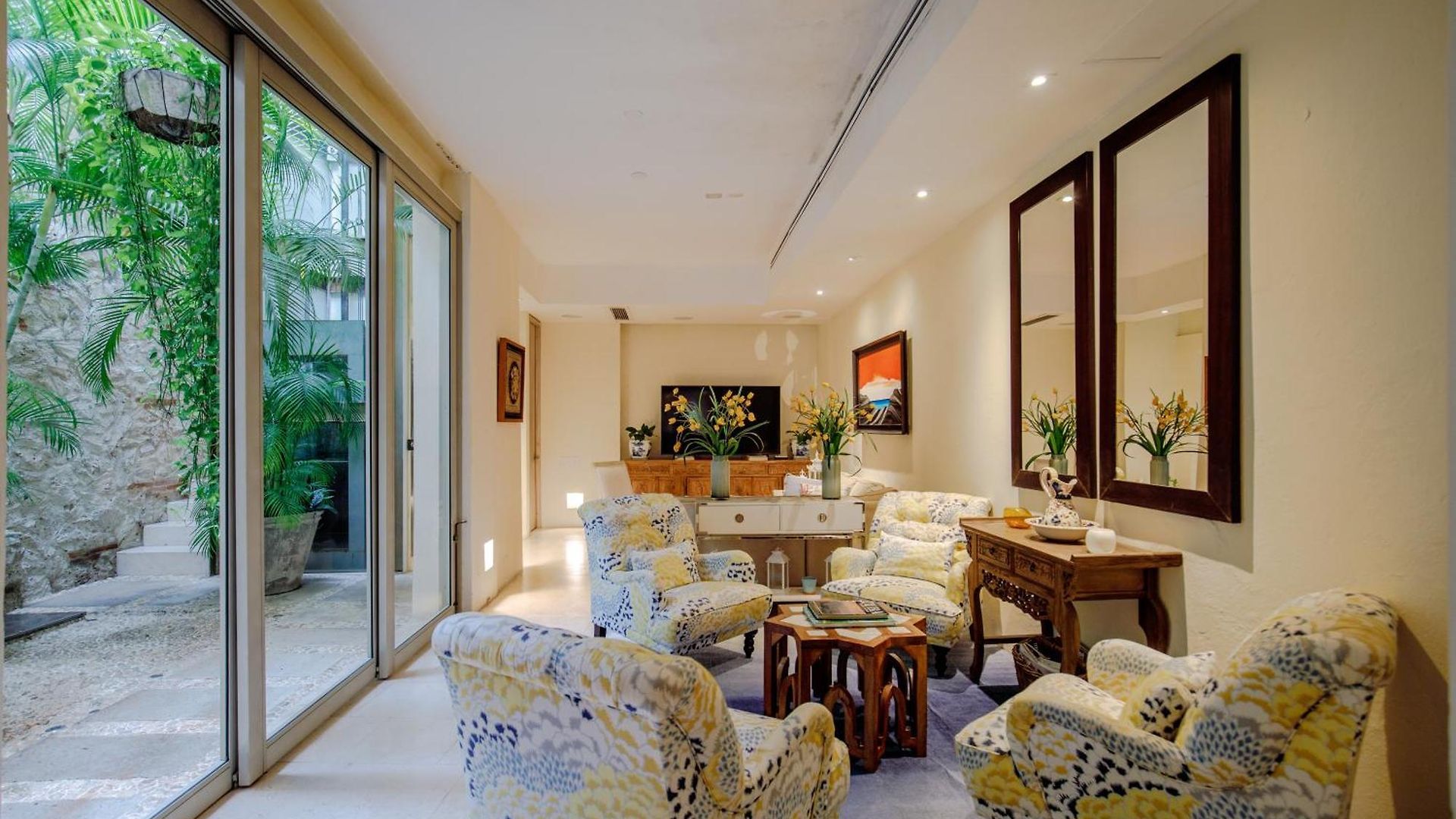 Villa Casa Stella - Authentic Luxury Rooftop Pool