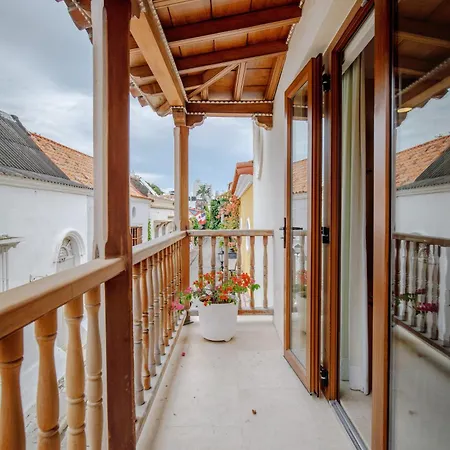 Villa Casa Stella - Authentic Luxury Rooftop Pool *
