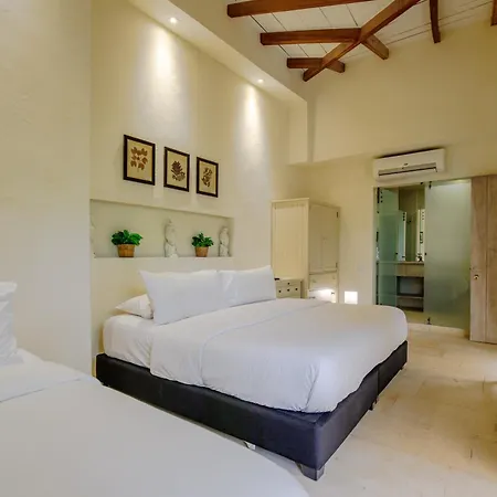 Casa Stella - Authentic Luxury Rooftop Pool * Cartagena