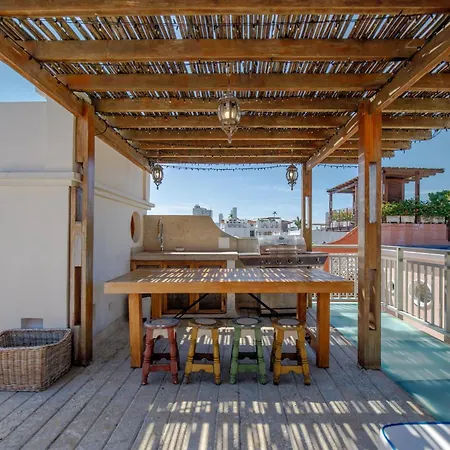 Casa Stella - Authentic Luxury Rooftop Pool Villa *