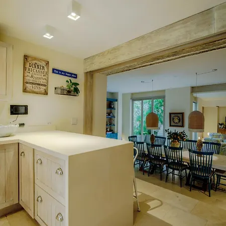 Villa Casa Stella - Authentic Luxury Rooftop Pool