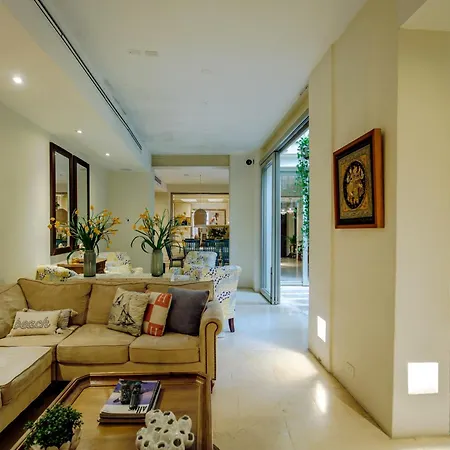 Villa Casa Stella - Authentic Luxury Rooftop Pool