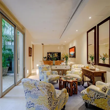 Villa Casa Stella - Authentic Luxury Rooftop Pool