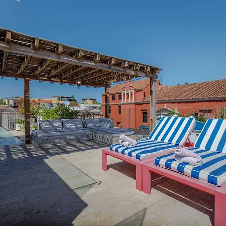 Casa Stella - Authentic Luxury Rooftop Pool * Cartagena
